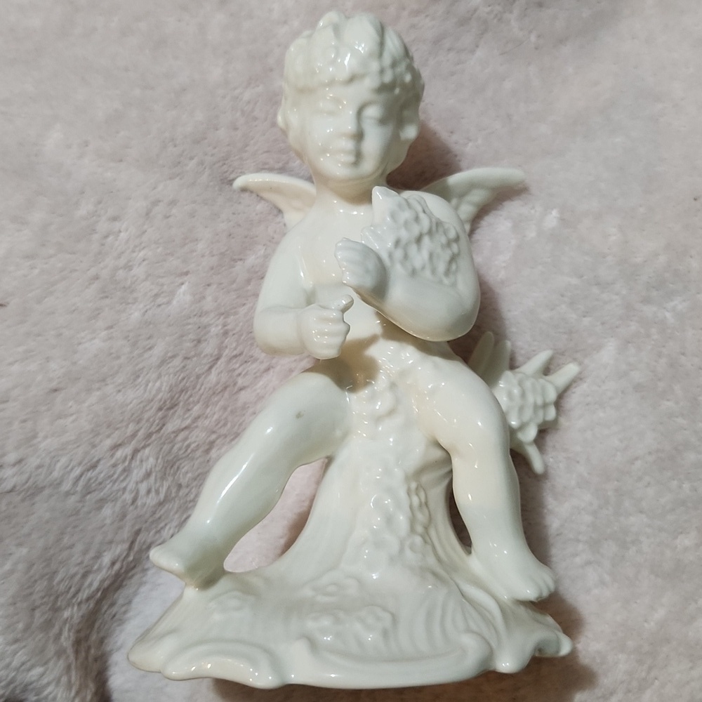 Paris Royal Ceramic Shelf Sitting Cherub Figurine White Angel Made in Germany